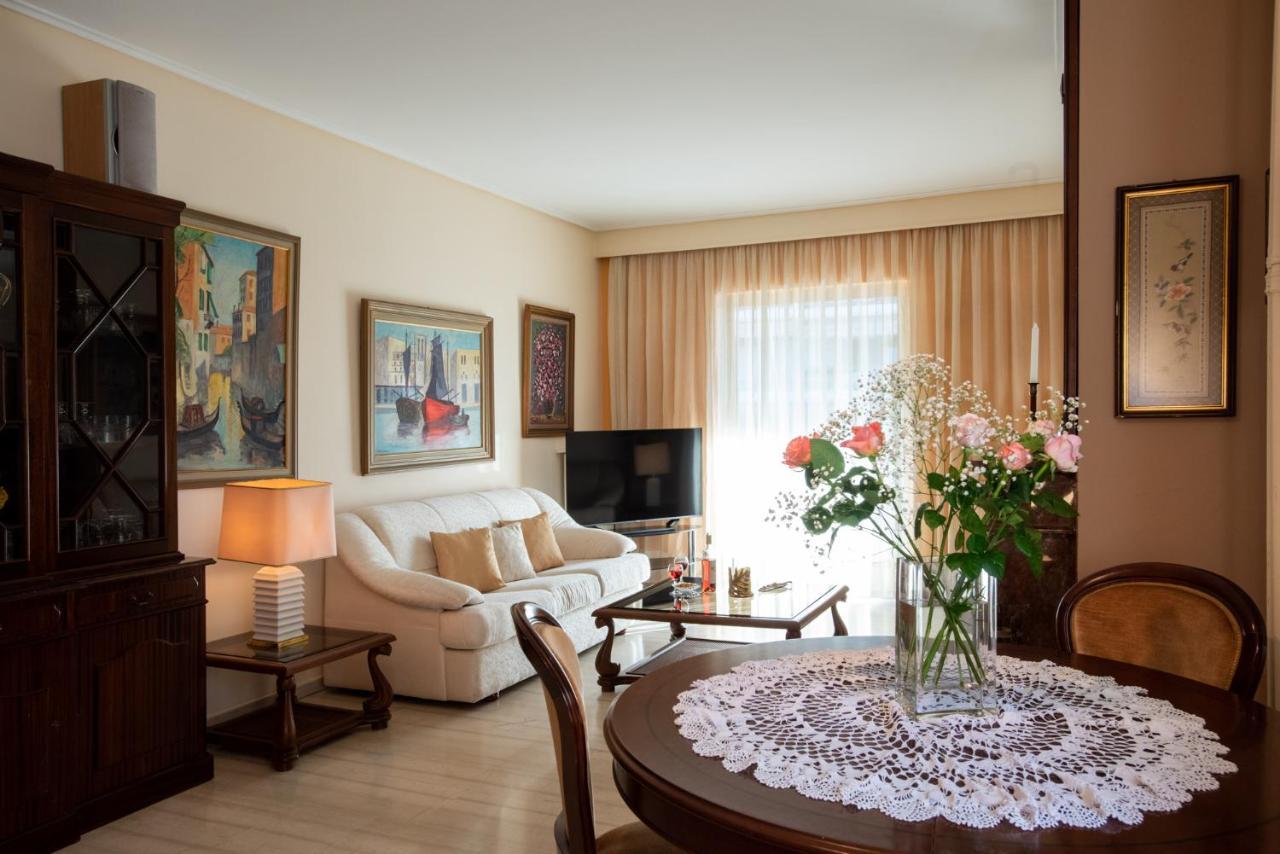 Hector'S Flisvos Apartment Atenas Exterior foto