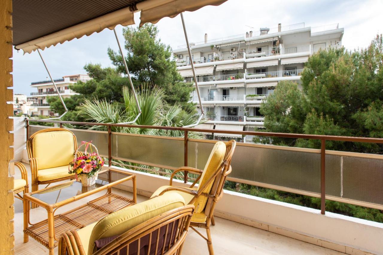 Hector'S Flisvos Apartment Atenas Exterior foto